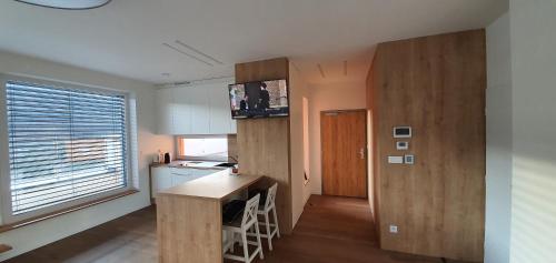 ห้องส่วนกลางสำหรับนั่งเล่น/ดูทีวี, Penthouse apartmán Minerál B-4 (Penthouse apartman Mineral B-4) in ใจกลางเมืองเลโวซา