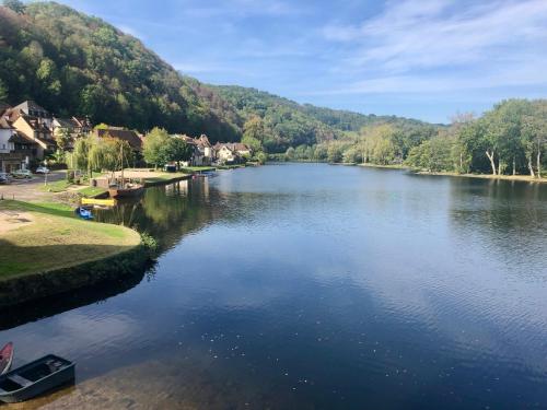 Gites La Chabanaise in โบลิเยอ-ซูร์-ดอร์ดอญ