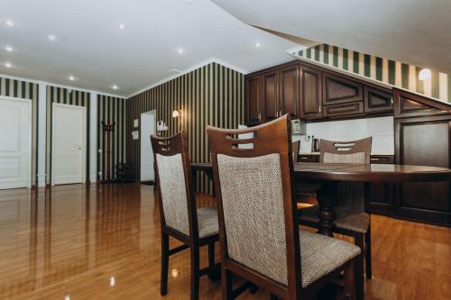 City Center Apart-Hotel - image 8