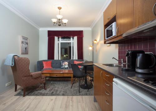 Kitchen, Gerður Apartments in Reykjavik