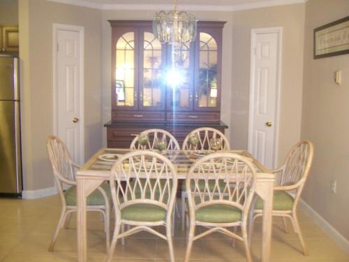 1 Mi to Shelter Cove Hilton Head Resort Condo! in Hilton Head Island (SC)
