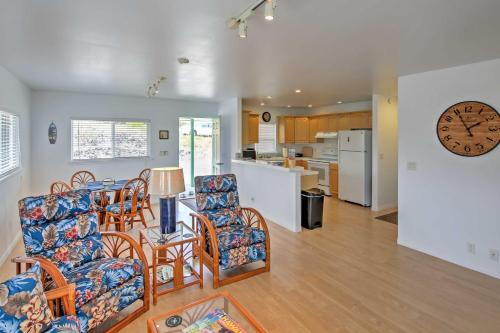 Ocean View Bungalow with Lanai 13 Mi to South Point - image 9