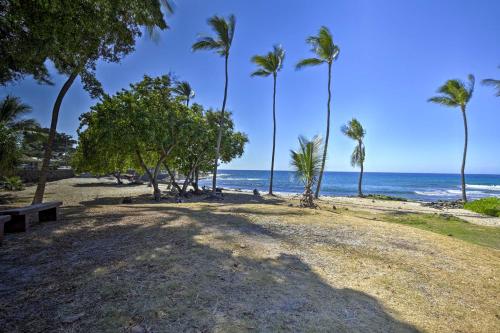 Remodeled Ocean View Downtown Kona Condo with Balcony - main image