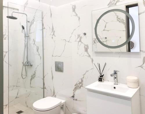 Stelisia Rooms - image 9