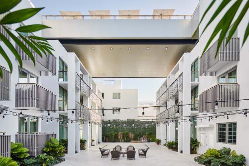 242439910 The Betsy Hotel, South Beach