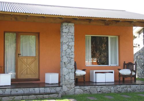 Two-Bedroom Bungalow image 1