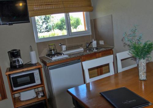 Bungalow (4 Adults) image 5