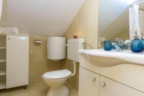 Apartments with a parking space Novalja Pag - 17171 - main image
