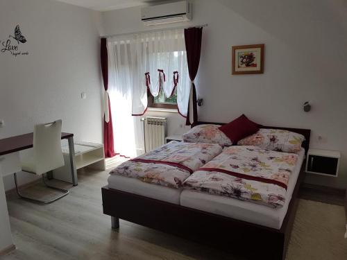 Apartments and rooms with parking space Seliste Dreznicko Plitvice - 14671 - image 4