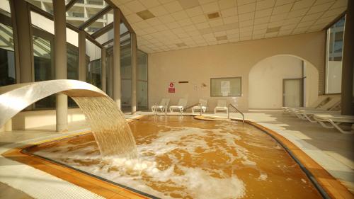 Grand Hotel Ontur Cesme - image 11