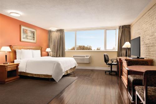 Travelodge by Wyndham Richmond Hill in Richmond Hill