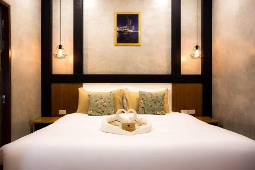 The Sun resort Ratchaburi Room Type - Superior Double Room
