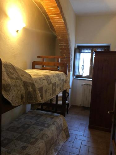 2 bedrooms, 3 beds
