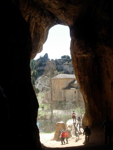 Fuente del Pino Cañón de Río Lobos