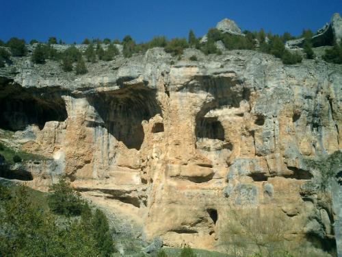 Fuente del Pino Cañón de Río Lobos