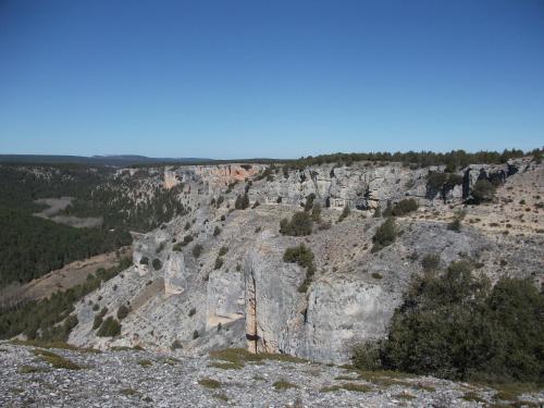 Fuente del Pino Cañón de Río Lobos