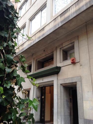 AinB B&B Eixample-Muntaner - image 4