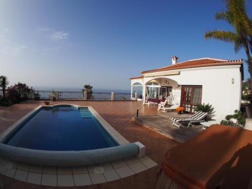 VILLA LOS MANZANOS gîte à louer La Corujera