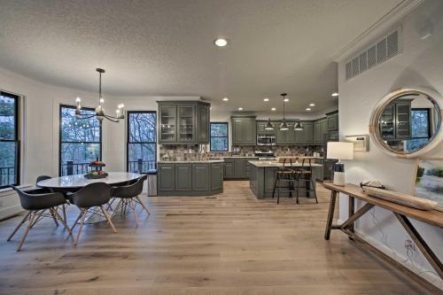 Luxe Beaver Lake Living with Private Shoreline! - image 4