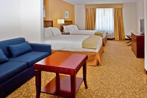 Holiday Inn Express Hotel & Suites Brooksville-I-75, an IHG Hotel
