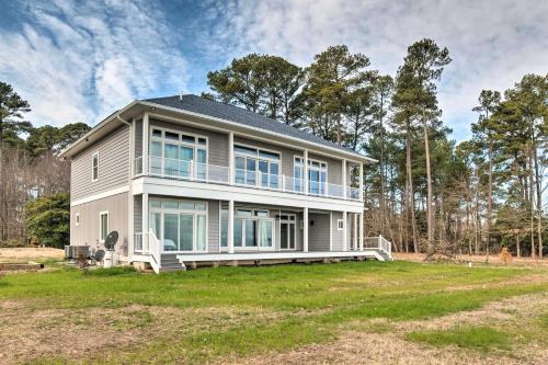 Waterfront Scotland Beach Retreat w/ Private Beach in Ridge (MD)
