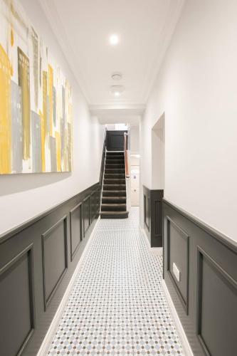 12 Helena Luxury Serviced Apartment - image 8