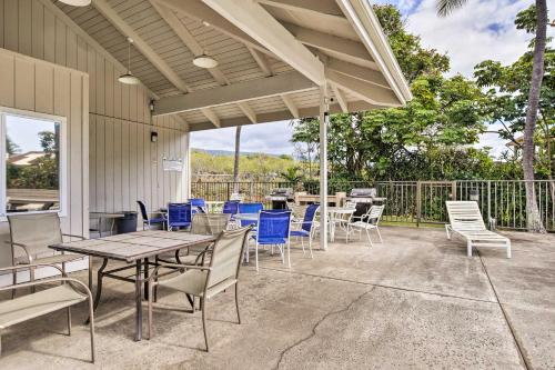 Top-Floor Kailua Bay Resort Condo with Ocean Views! in Kailua (HI)