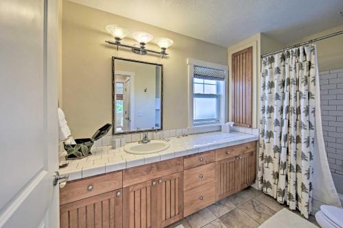 Princeville Condo with Mountain & Golf Course Views! - image 29
