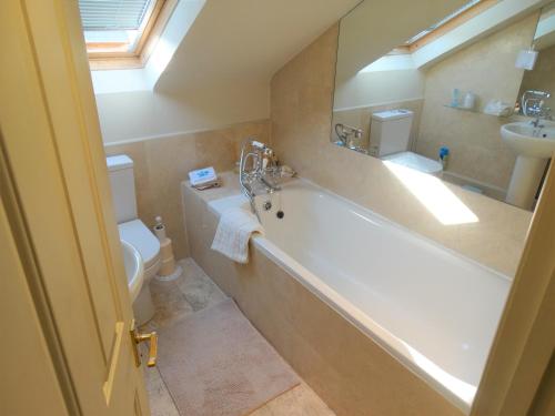 Hurlingham Bed & Breakfast – London