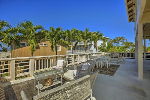 Kailua-Kona Apt. w/Pool - Half-Mile Walk to Beach!