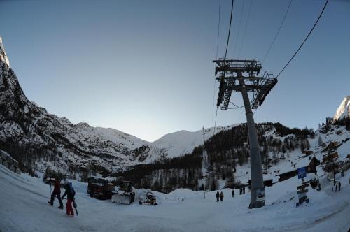 Emelie Zermatt 4**** - image 5