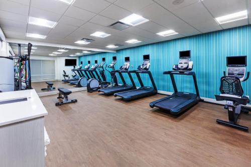 Holiday Inn Express And Suites Tulsa Northeast - Owasso By IHG - 피트니스 센터