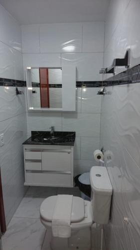 Bathroom, FLAT O POINT do CARNAVAL do FAROL da BARRA in Vitoria