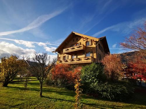 Downtown 131 ( Schulhausstrasse 13, 3800 Unterseen)