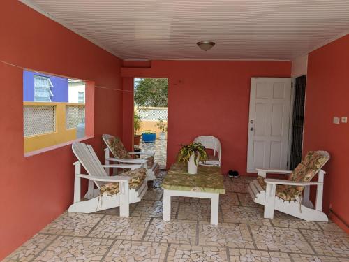 Fasiliteter, Anne's Villa in Oistins