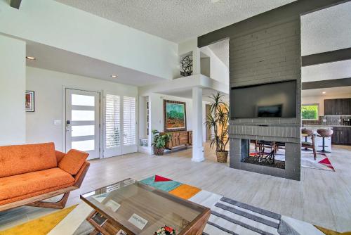 Palm Springs Oasis with Pool and Golf Course Views! in Palm Springs, USA