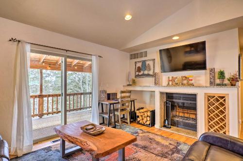 Mtn Paradise with Grill WiFi and Stunning Views! - image 6