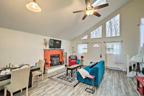 Tobyhanna Home - 11 Miles to Camelback Ski Resort!