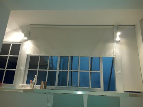 Monoambiente con baño privado y cocineta dentro de casa, Buenos Aires (fotografie 6)