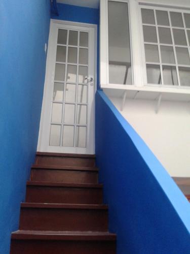 Monoambiente con baño privado y cocineta dentro de casa, Buenos Aires