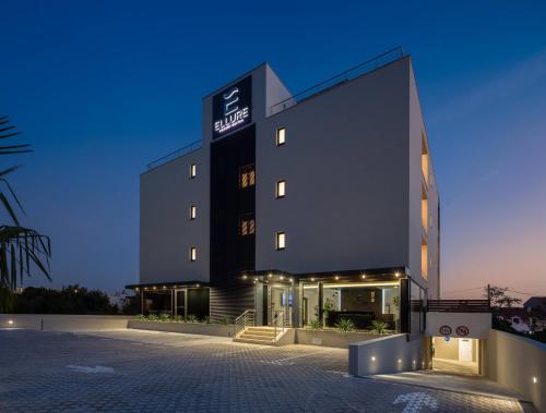 Ellure Luxury Suites