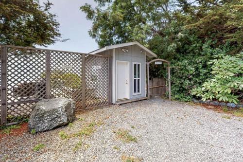 Whale Rock Suites - image 2