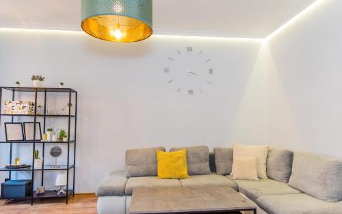 EASY RENT Apartments - KONOPNICKA 9