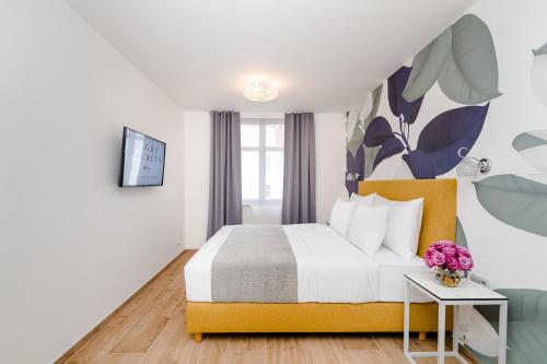 Executive Three Room Apartment