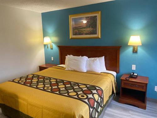 Americas Best Value Inn West Frankfort