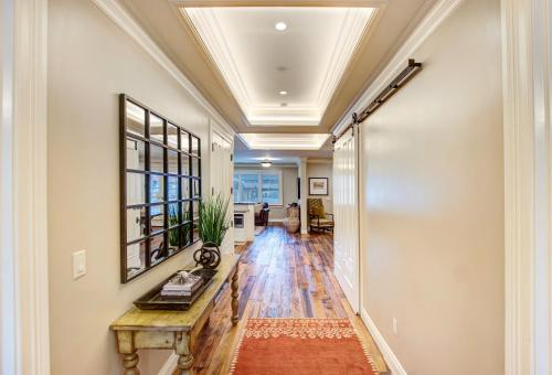 مدخل, Sonoma Bungalows in Sonoma City Center