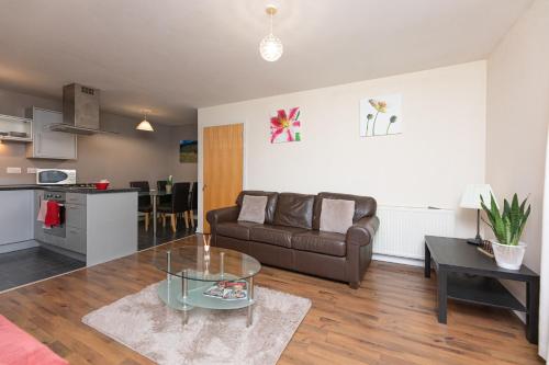 Glasgow's Modern 2 Double Bed, 2 Bathroom, City Centre Apartment, , Lanarkshire