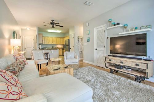 Emerald Coast Retreat on 30A half Mi to Beach! - image 9