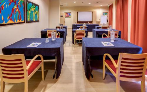 Holiday Inn Express Parma - image 5