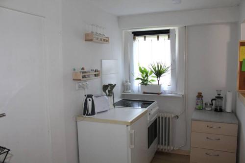 Ferienwohnung/Monteurwohnung am Badesee bei Kassel in 카셀